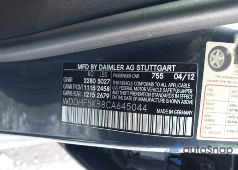 2012 Mercedes-Benz E 350 z USA, uszkodzony, nr VIN WDDHF5KB8CA645044